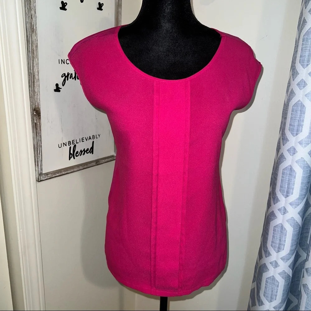 Ann Taylor fuchsia pink pleated front blouse
